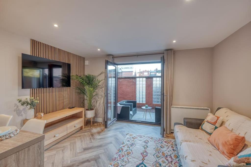 Stylish And Modern Centre With Easy Parking Worcester
