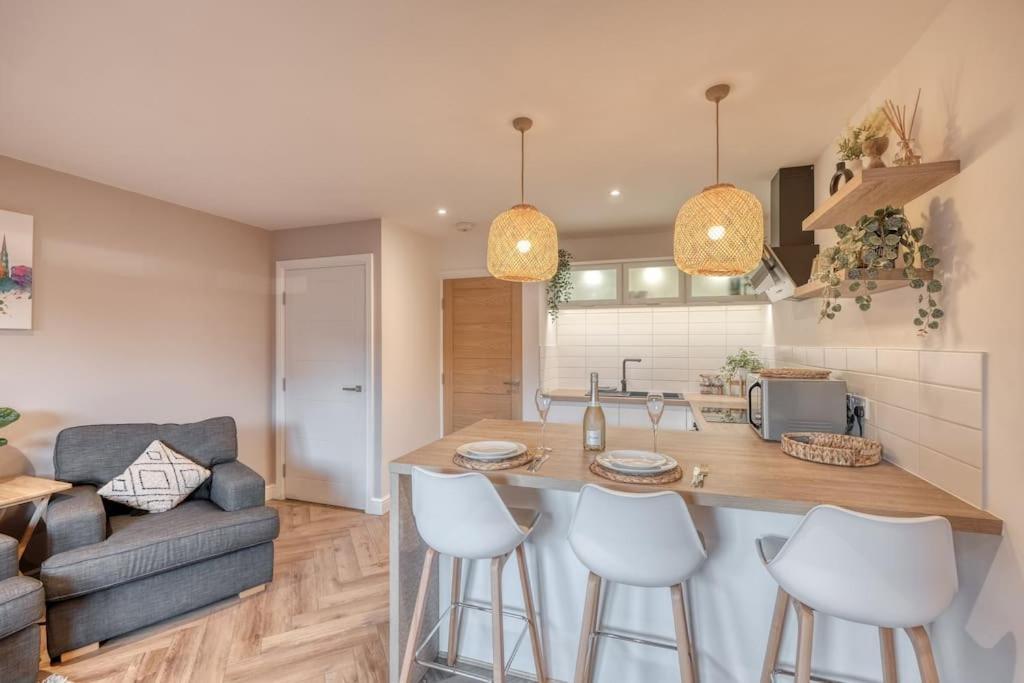 Apartment Stylish And Modern Centre With Easy Parking