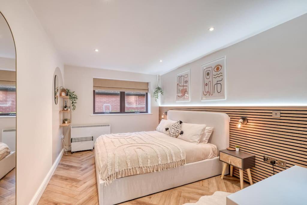 Stylish And Modern Centre With Easy Parking * Worcester